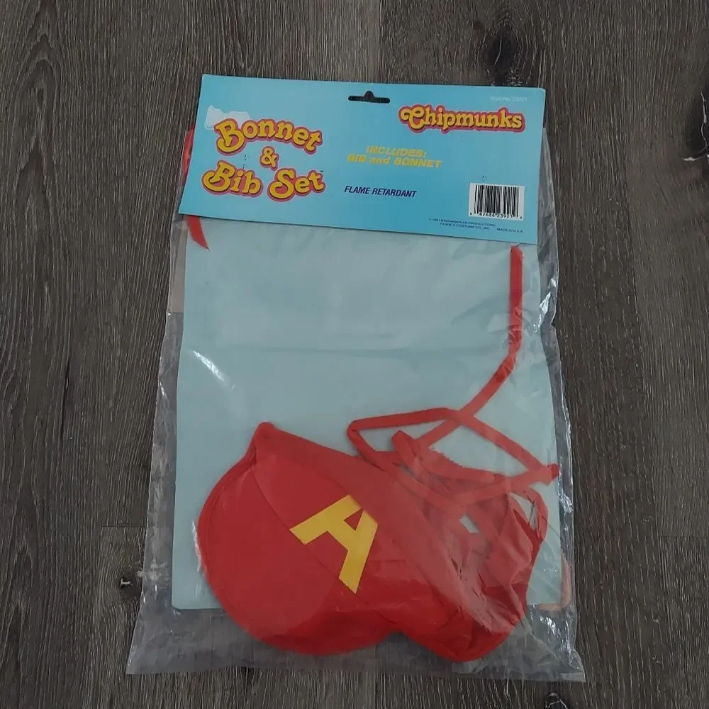 Vintage 1991 Rubie's Costume Alvin and the Chipmunks Bonnet & Bib Set - Picture 2 of 4